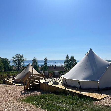 Vaettervy Glamping Hotel Habo Exterior photo