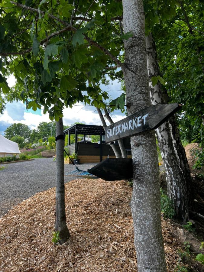 Vaettervy Glamping Hotel Habo Exterior photo