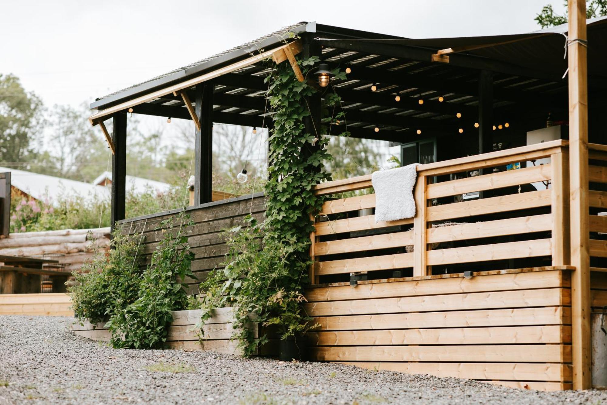 Vaettervy Glamping Hotel Habo Exterior photo